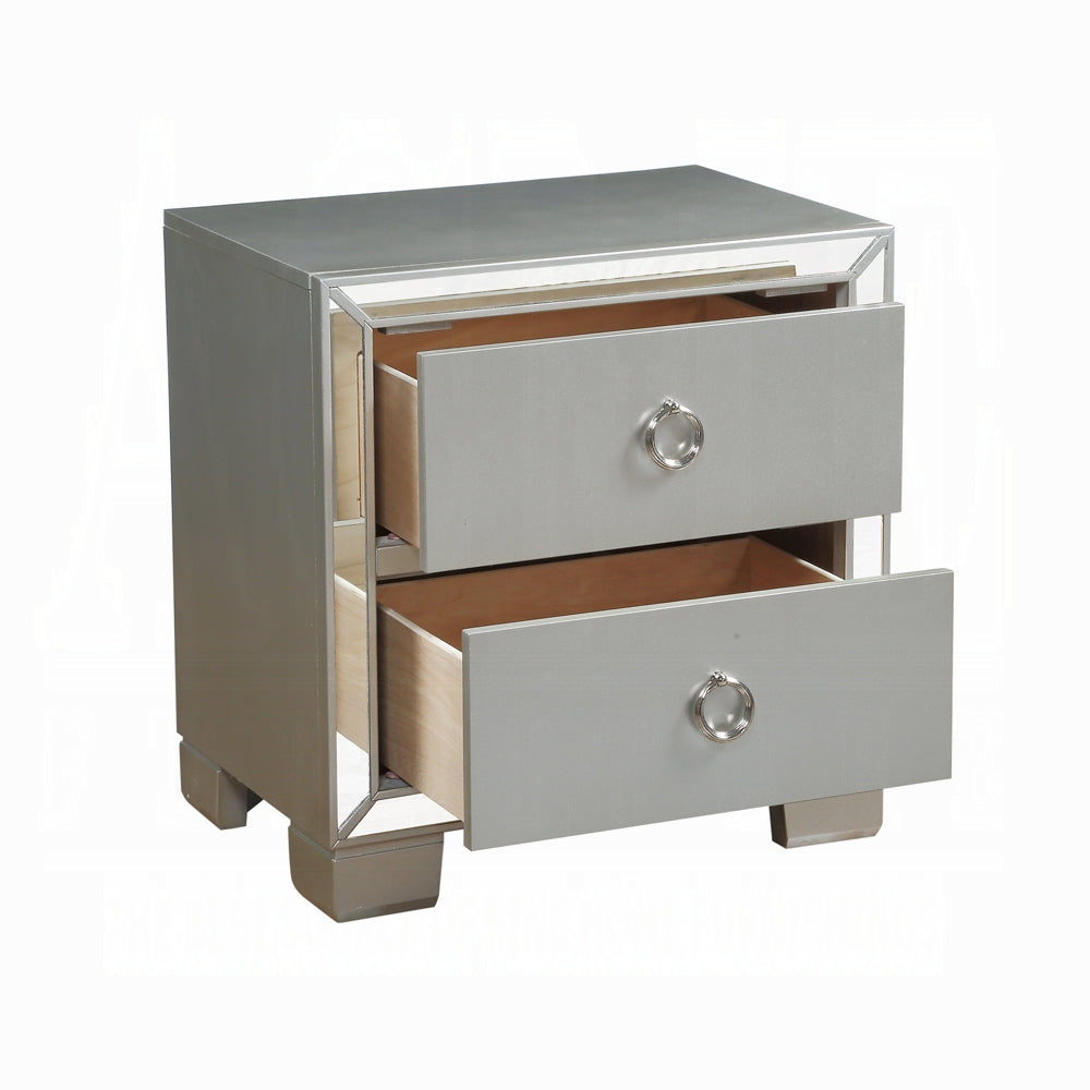 Voeville II Nightstand