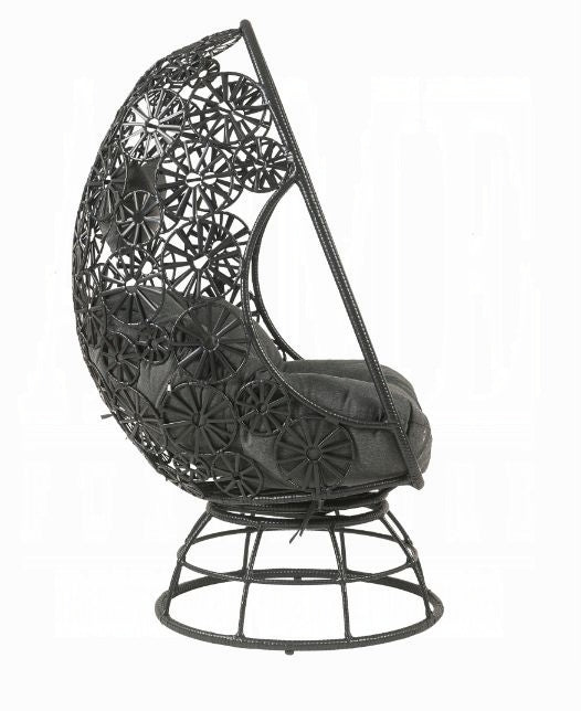 Hikre Patio Lounge Chair & Side Table