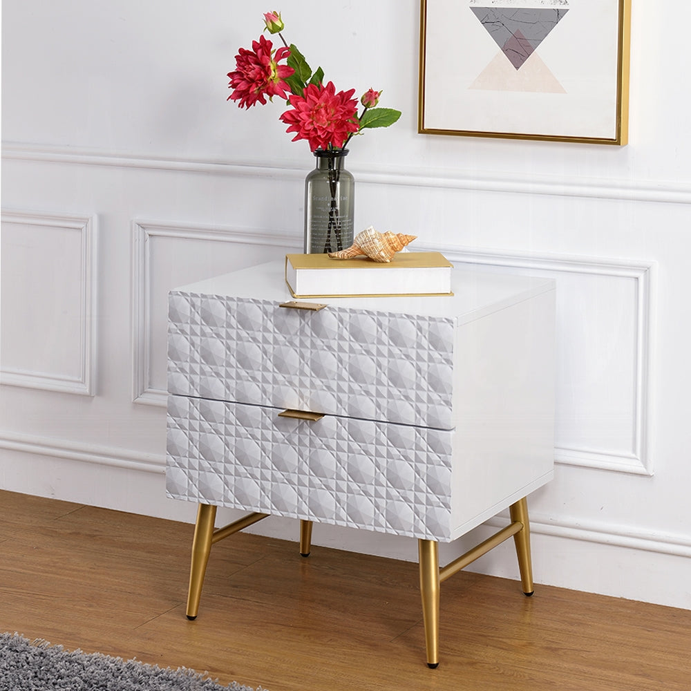 Maisey II Nightstand