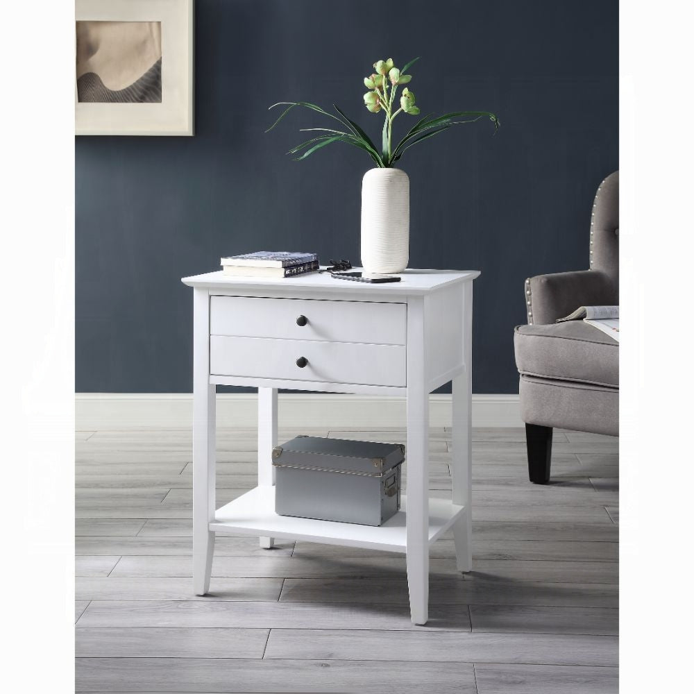 Grardor Accent Table W/USB