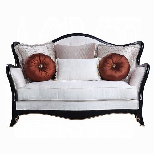 Nurmive Loveseat W/6 Pillows