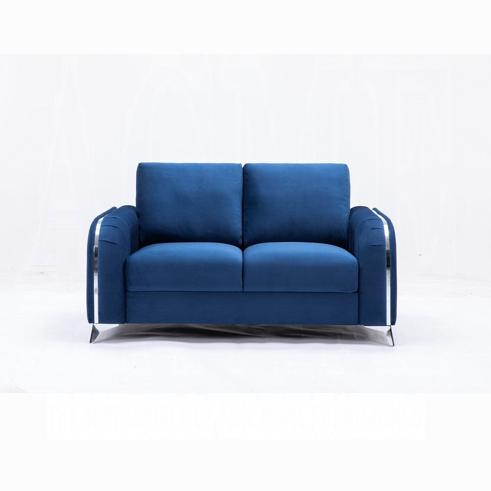 Wenona Loveseat