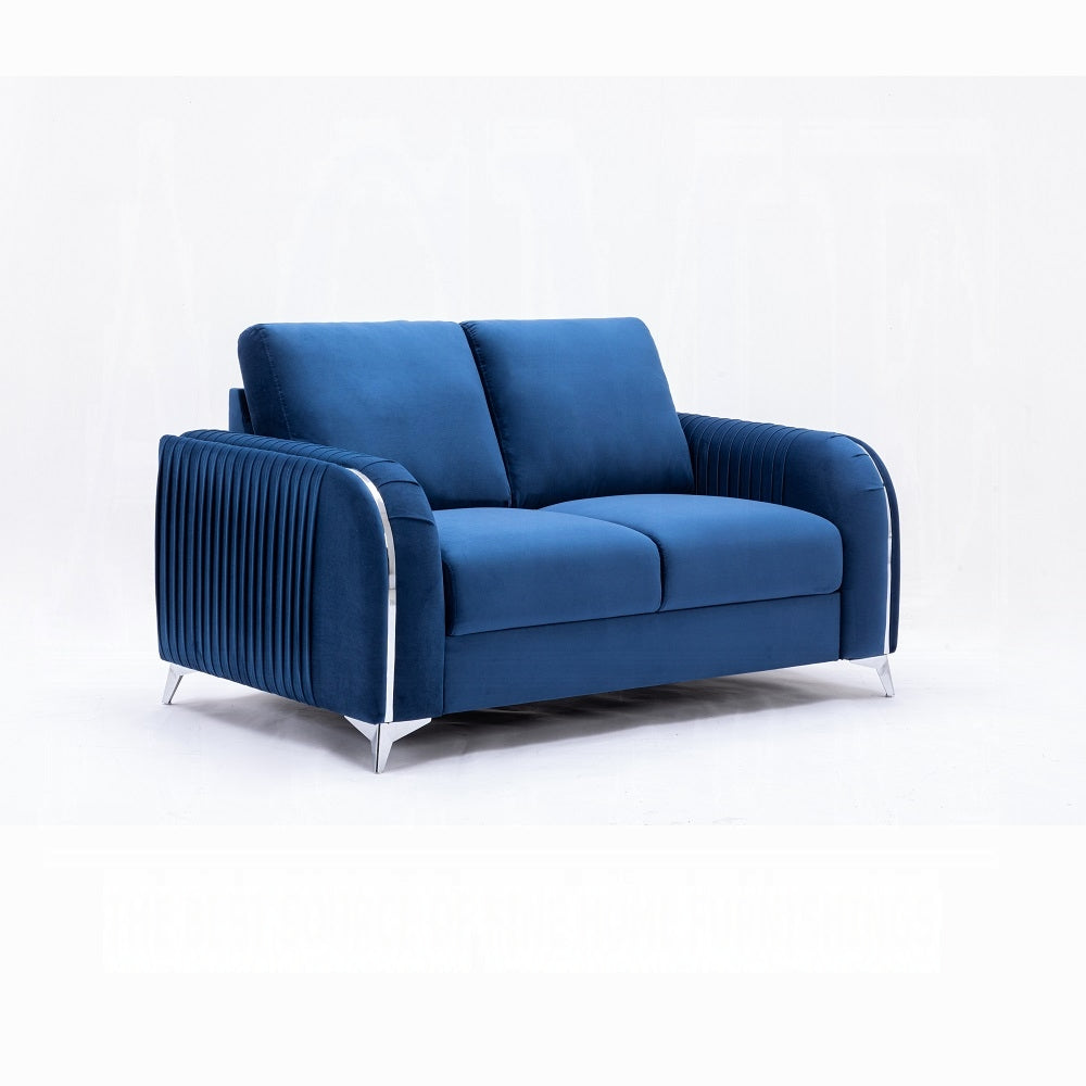 Wenona Loveseat